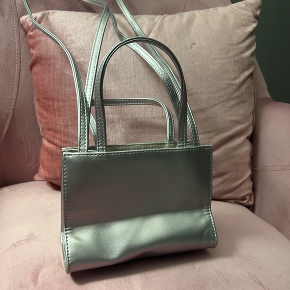 Telfar Bag - Picture 3 of 7